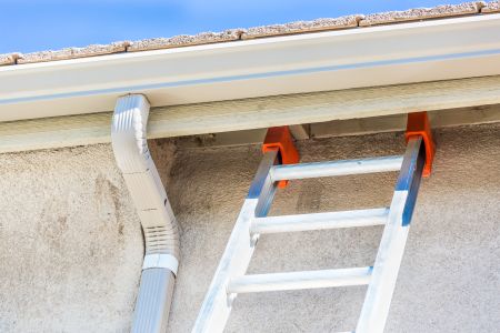 3 Important Reasons To Clean Your Gutters